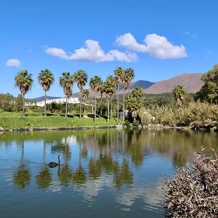 Golf Resort, Pool, Bbq, Massive Sunny Terrace With Mountain Views Apartment Estepona