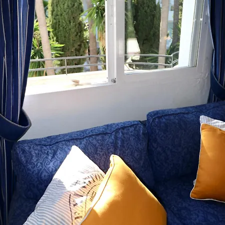 Apartment Golf Resort, Pool, Bbq, Massive Sunny Terrace With Mountain Views