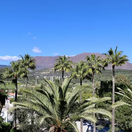 Golf Resort, Pool, Bbq, Massive Sunny Terrace With Mountain Views Apartment *