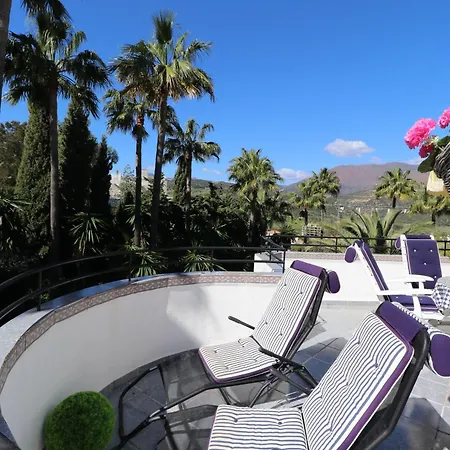 Golf Resort, Pool, Bbq, Massive Sunny Terrace With Mountain Views *