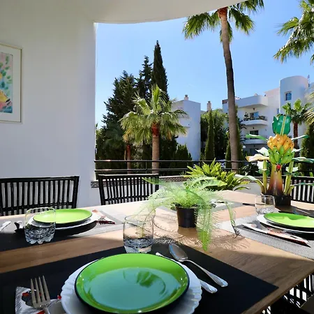 Golf Resort, Pool, Bbq, Massive Sunny Terrace With Mountain Views