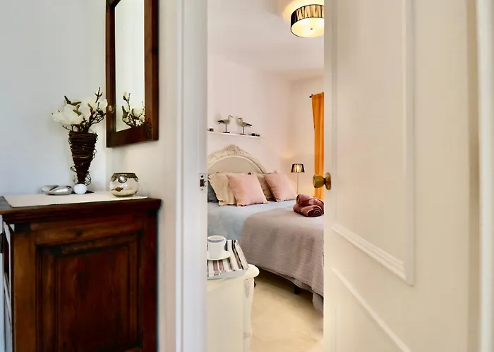 Apartment Golf Resort, Pool, Bbq, Massive Sunny Terrace With Mountain Views Estepona