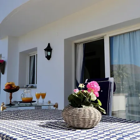 Golf Resort, Pool, Bbq, Massive Sunny Terrace With Mountain Views * إِستيبونا