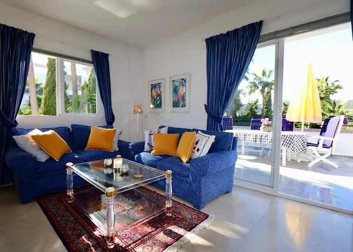 아파트 Golf Resort, Pool, Bbq, Massive Sunny Terrace With Mountain Views