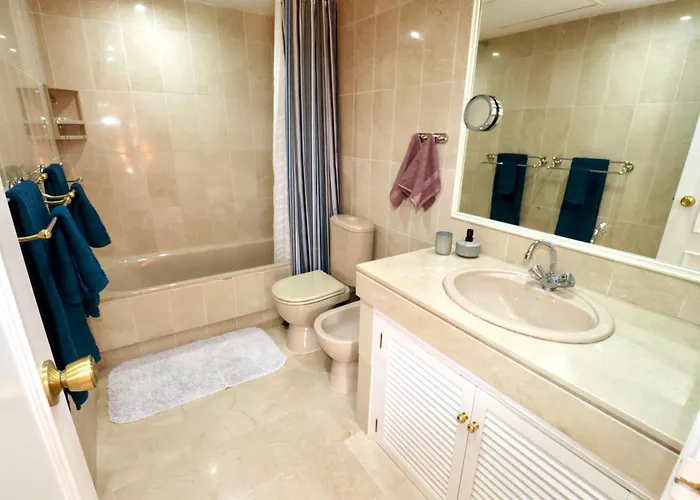 아파트 Golf Resort, Pool, Bbq, Massive Sunny Terrace With Mountain Views *