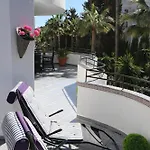 Apartmán Golf Resort, Pool, Bbq, Massive Sunny Terrace With Mountain Views Estepona