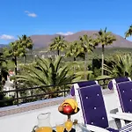 Golf Resort, Pool, Bbq, Massive Sunny Terrace With Mountain Views Apartmán