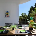 Golf Resort, Pool, Bbq, Massive Sunny Terrace With Mountain Views Apartmán Estepona